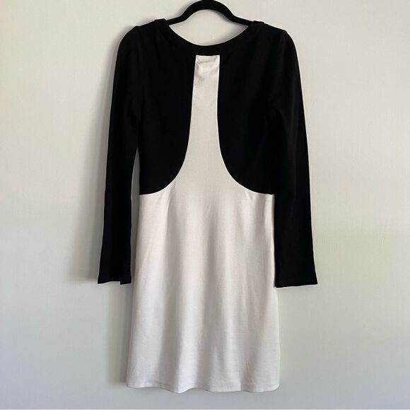 NWT YOANA BARASCHI Black & White Color-block Long Sleeve Dress Size Medium - Picture 9 of 9